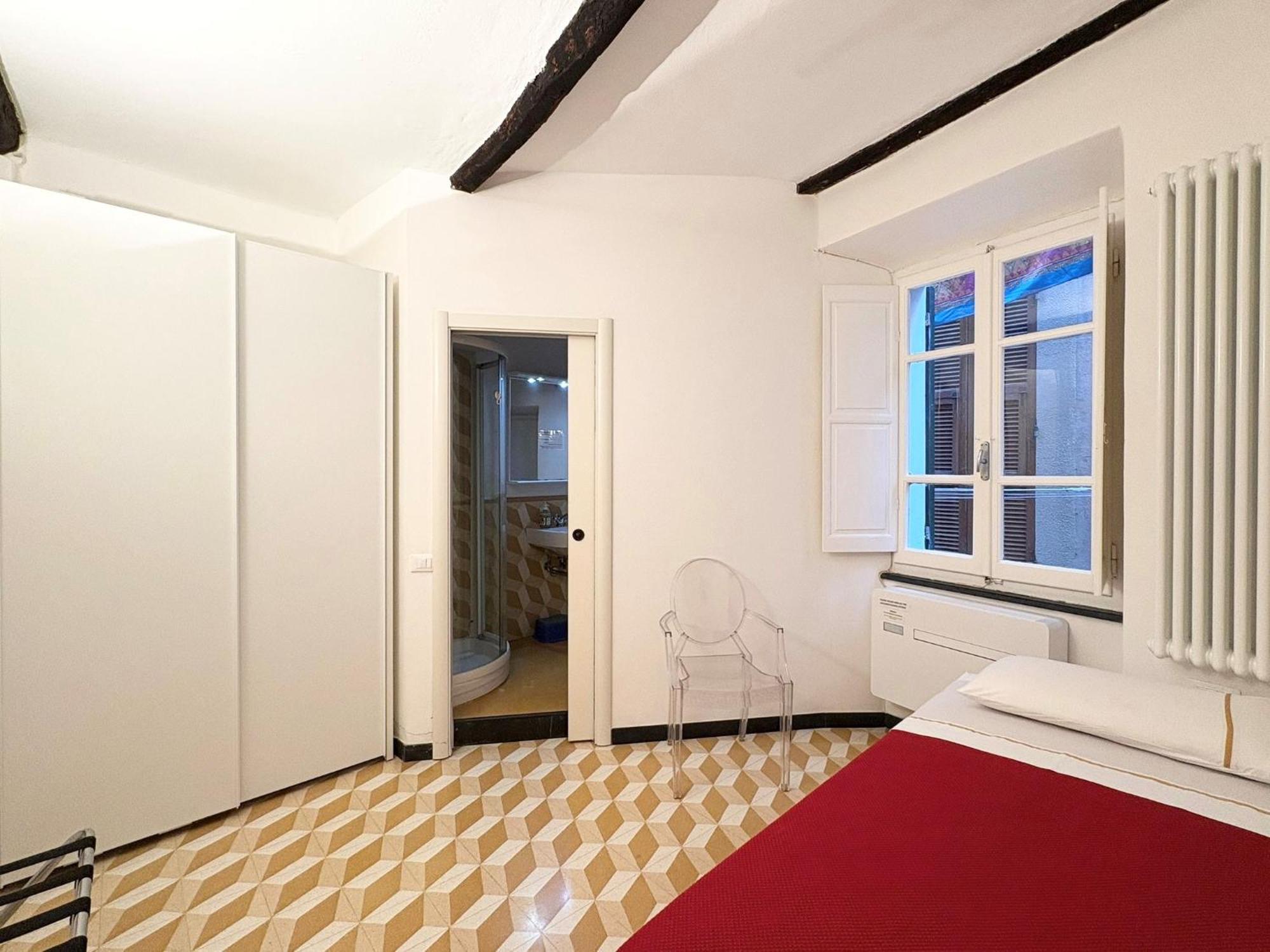 Marina Apartment, Unique, Authentic, Beachfront, 2 Aircondo Bdr , 2Bht, Easy To Train Or From Private Parking Vernazza Exterior foto